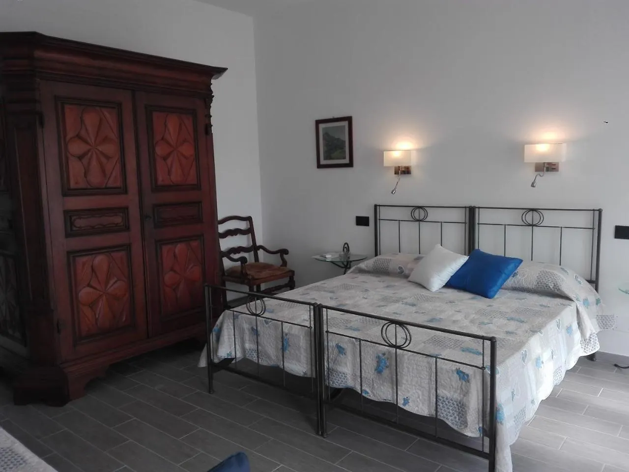 Bed And Breakfast Le Freise Varazze Italy