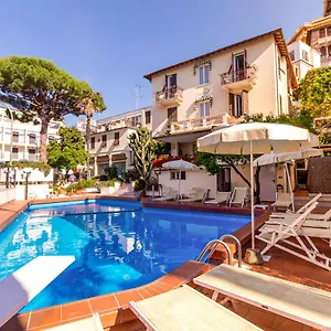 3* Hotel Coccodrillo &